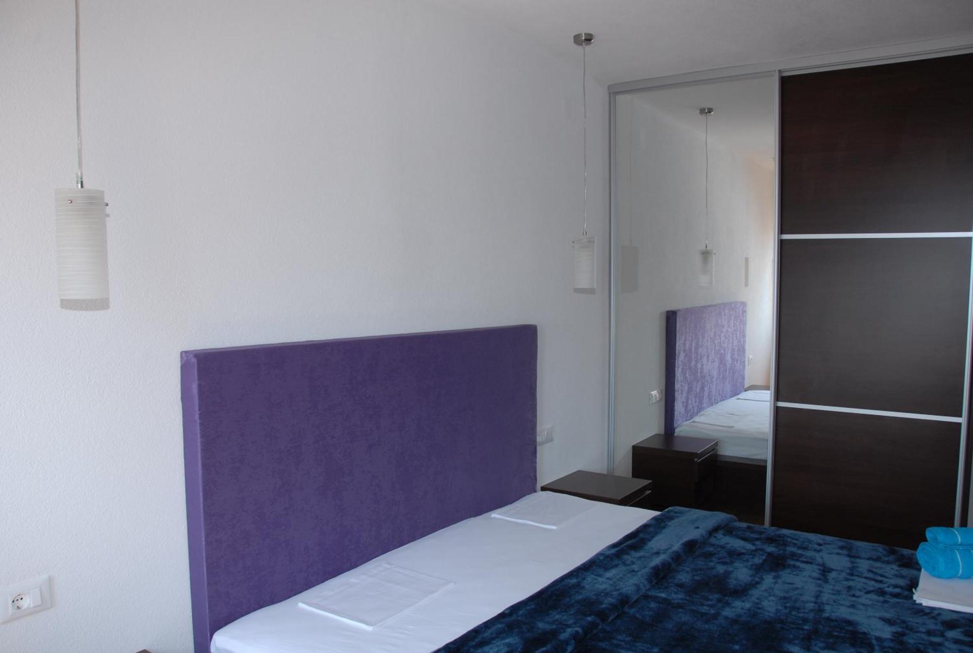 Apartments Kriz Сен Екстериор снимка